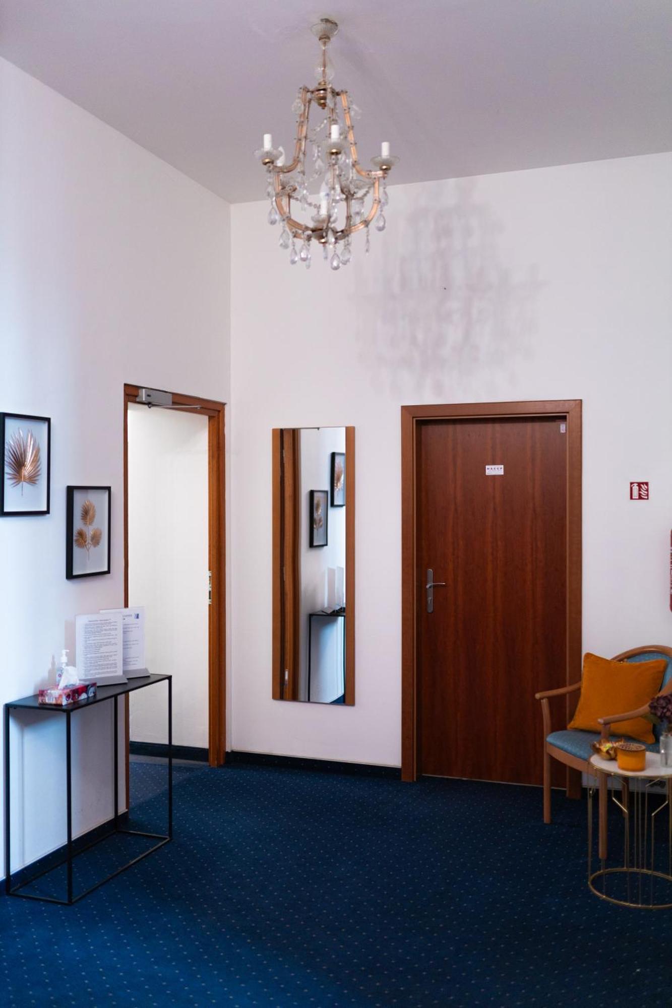 Hotel Apollon Litoměřice エクステリア 写真